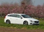 Volvo V60 R-Design 2010 года